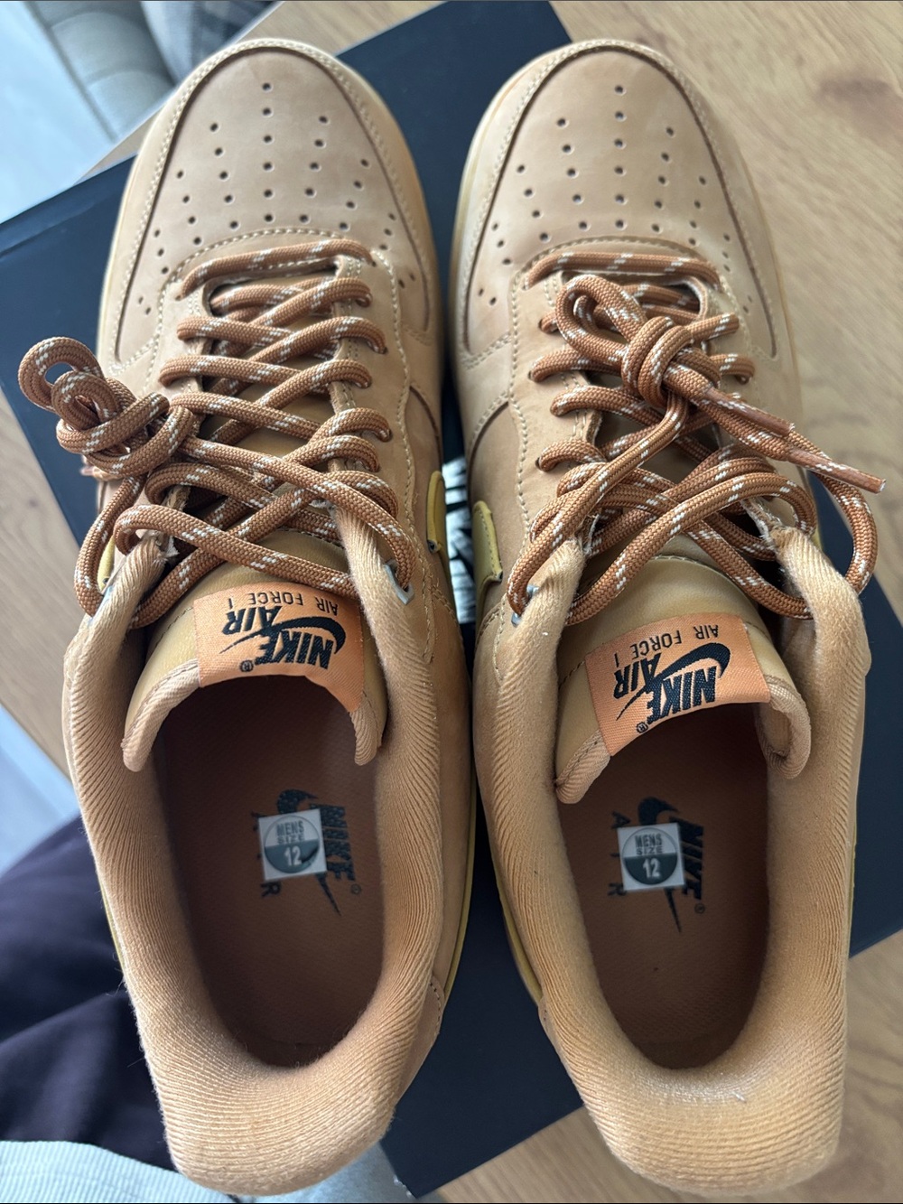 Nike Low-Top Sneakers in Wheat Tan with Mustard Swoosh AIR FORCE1 ‘07 WB - Picture 4 of 8